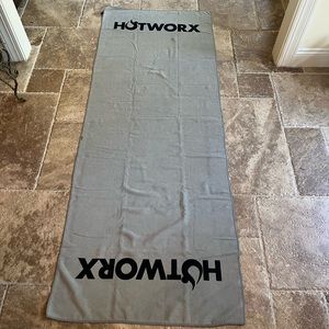 Hot Worx yoga mat and towel